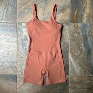 Kamo Fitness Cora Athletic Bodysuit Roasted Pecan Women’s Size Small